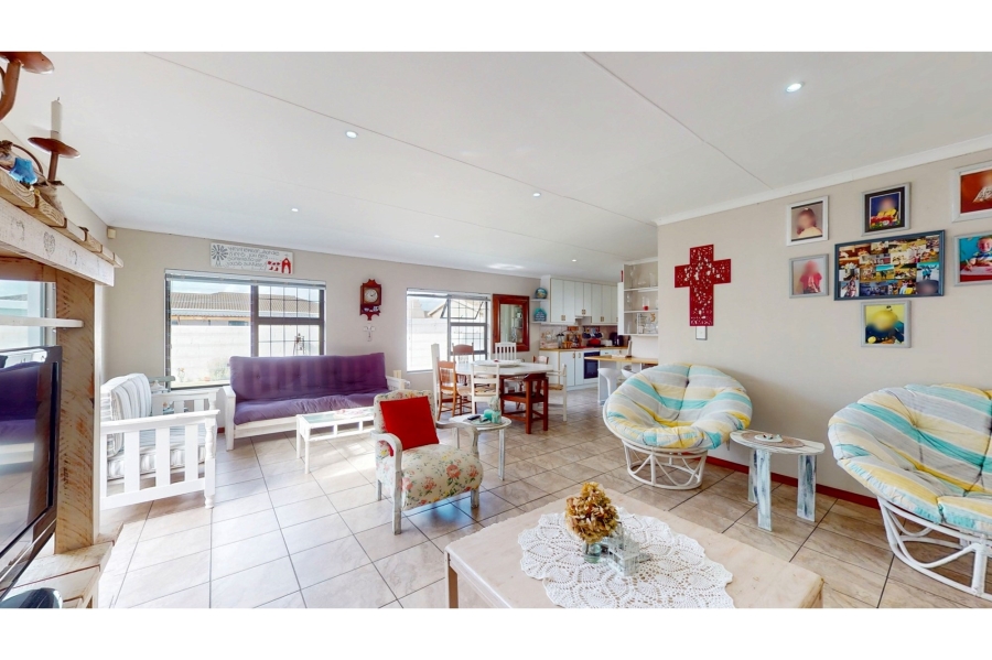 3 Bedroom Property for Sale in Country Club Western Cape